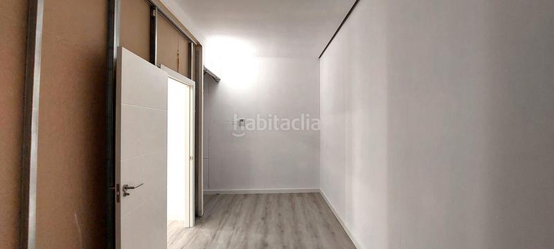 Foto e5fb18e9-8c80-43d5-b5bc-083d8ffbcaf4. Locale commerciale in po-308 85 in Sanxenxo pueblo Sanxenxo