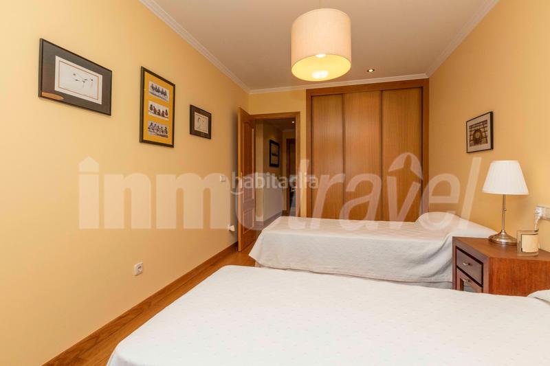 Foto 1536735f-1dee-4ebc-b81c-51d1d467657b. Apartament a po-550 3-a a Noalla Sanxenxo