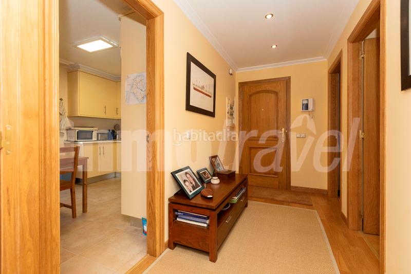 Foto 45e9164b-62df-4af3-943d-4022df78c0b9. Apartament a po-550 3-a a Noalla Sanxenxo