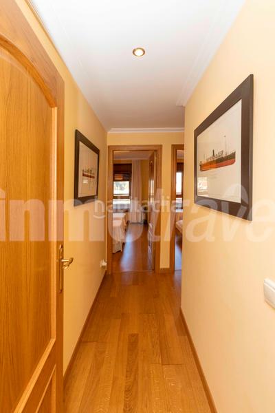 Foto a6a55d04-9c95-46ae-9439-4e3f02207d60. Apartament a po-550 3-a a Noalla Sanxenxo