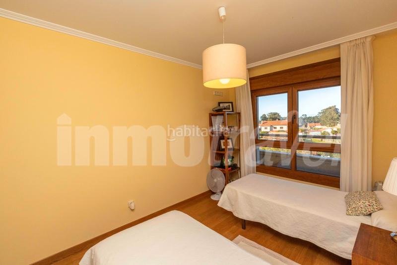 Foto d4b1ca02-673b-4890-b0d9-d5241c7b315d. Apartament a po-550 3-a a Noalla Sanxenxo