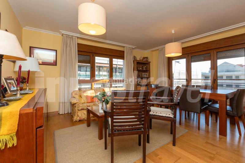 Foto dbe3c06c-57a3-4f52-82fe-ae5308c4a6de. Apartament a po-550 3-a a Noalla Sanxenxo