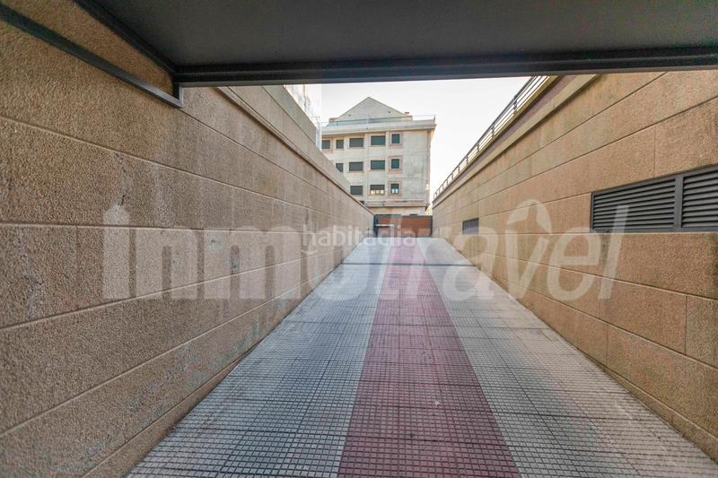 Foto f16fc0cf-5caf-4b11-930f-537b6d7f6e99. Apartament a po-550 3-a a Noalla Sanxenxo