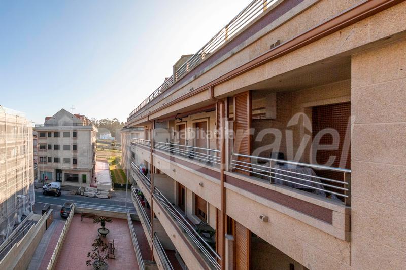 Foto f4850dc3-fa1d-4c0f-8eaf-34db1c34ae27. Apartament a po-550 3-a a Noalla Sanxenxo