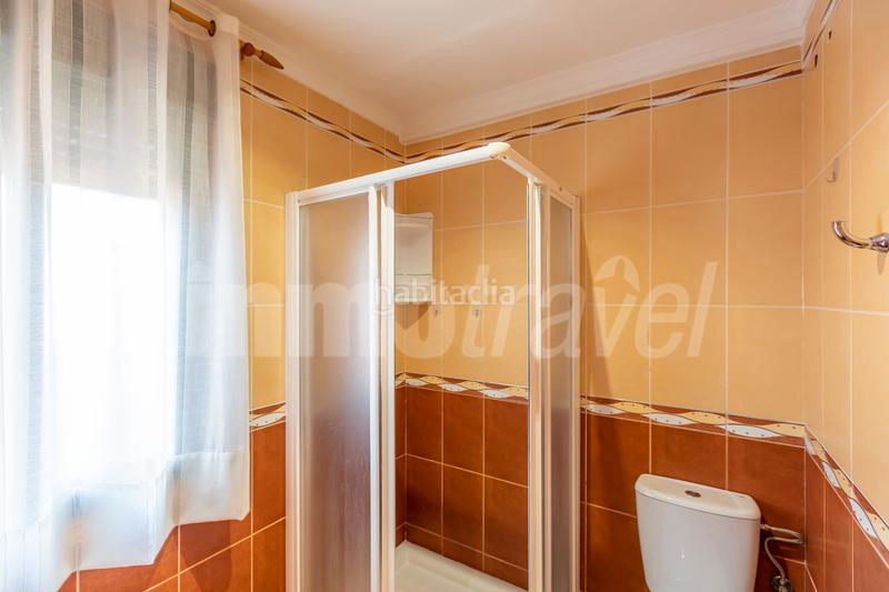 Foto d920ecfa-1851-4f6e-80ef-afe5b179949c. Casa adossada a lugar soutullo 90d a Noalla Sanxenxo