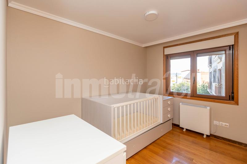 Foto 0dbfb546-4992-487c-a62e-6d4de9b25d85. Appartement dans lugar revolta 26 dans Noalla Sanxenxo