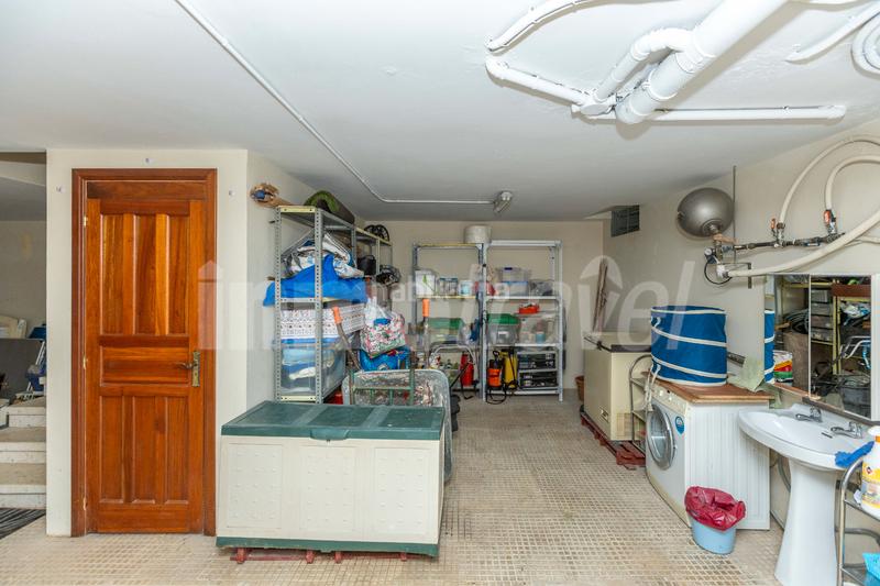 Foto 0b53d66f-6aec-4469-837b-53a81cf853e9. Chalet in po-308 12a in Sanxenxo pueblo Sanxenxo