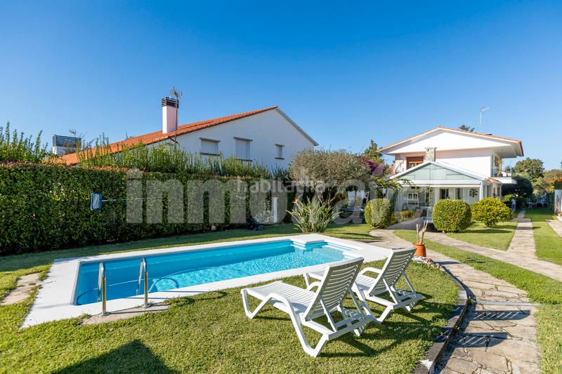 Foto 21499d5a-1011-4011-b402-a78b3f23b772. Chalet in po-308 12a in Sanxenxo pueblo Sanxenxo