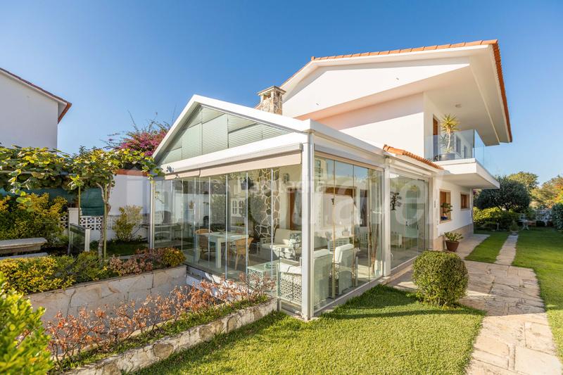 Foto aee67094-a31e-4ebd-a9b8-2ae74f20704d. Chalet in po-308 12a in Sanxenxo pueblo Sanxenxo