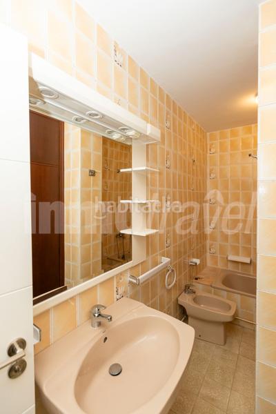 Foto 094dd4ba-474b-4846-bb18-a020ce036f96. Apartament a rúa teniente domínguez 4 a Grove (O)