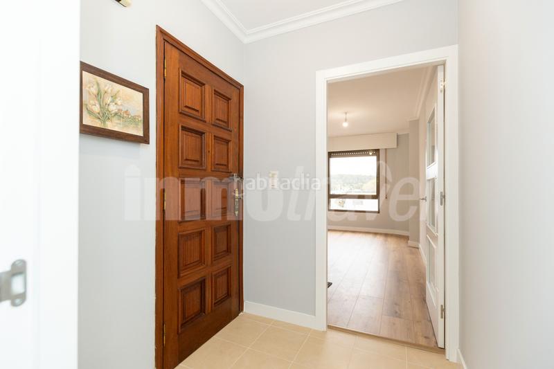 Foto 204ff883-9e9f-4003-b1b5-529cacee2ba4. Apartament a rúa teniente domínguez 4 a Grove (O)