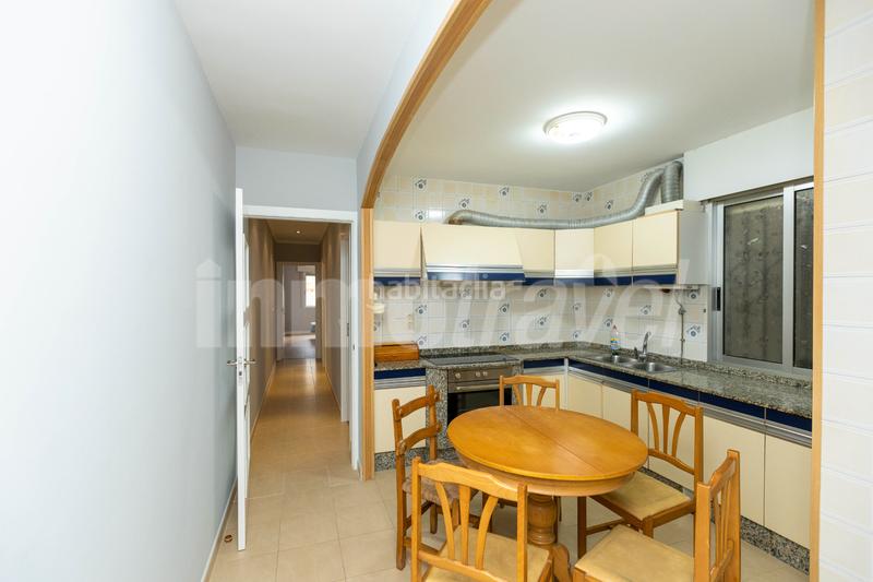 Foto 705ce2eb-019d-48e8-a096-af4ef1530791. Apartament a rúa teniente domínguez 4 a Grove (O)