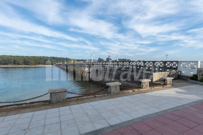 Foto a45e4d42-124b-4b5b-80bd-db24170535aa. Apartament a rúa teniente domínguez 4 a Grove (O)