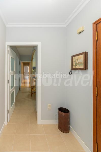 Foto b1128426-f337-421a-ac8c-8a780dd47c17. Apartament a rúa teniente domínguez 4 a Grove (O)