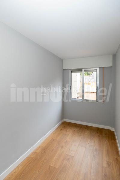 Foto b769de55-b3b2-41c0-baca-595f8f7105bb. Apartament a rúa teniente domínguez 4 a Grove (O)