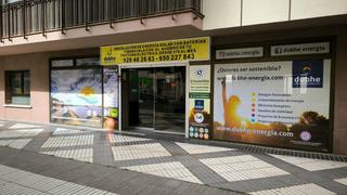 Local Comercial a Paseo tomas morales 101. Local comercial más almacén en localización estratégica