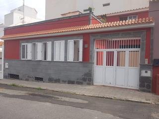 Casa a Calle fortaleza chipude 40. Venta casa unifamiliar en arucas