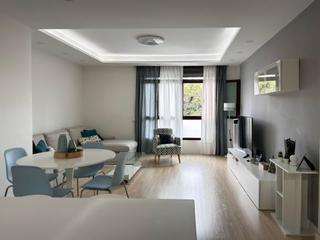 Appartement  Calle la naval. Fantastico piso reformado con patio y garaje en calle la naval 1
