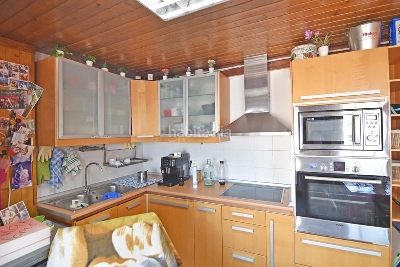 Foto 63bb5619-ae63-4366-9c2d-f1a6331efe78. Casa pareada en calle ciceron 36 duplex en venta en el goro en Telde
