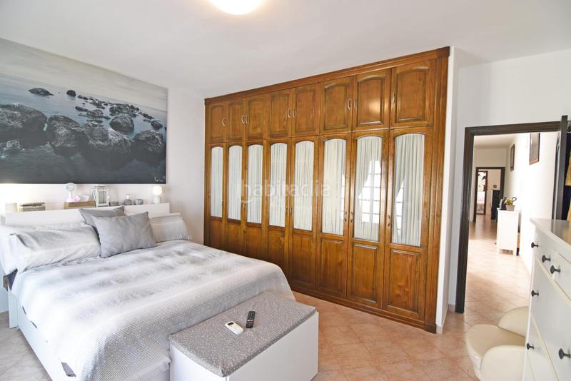 Foto 825185c5-1c6f-4938-b05d-763d13c5b9bf. Casa pareada en calle ciceron 36 duplex en venta en el goro en Telde