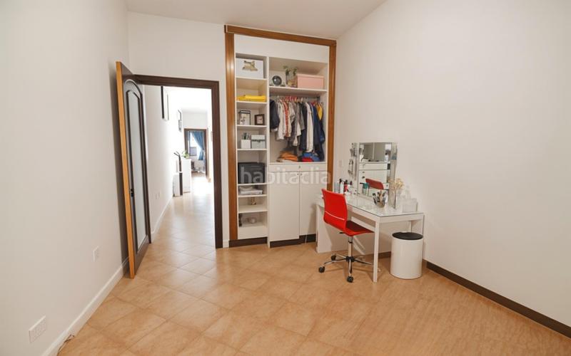 Foto 9bff0208-9a06-4c40-b96a-bf0454283739. Casa pareada en calle ciceron 36 duplex en venta en el goro en Telde