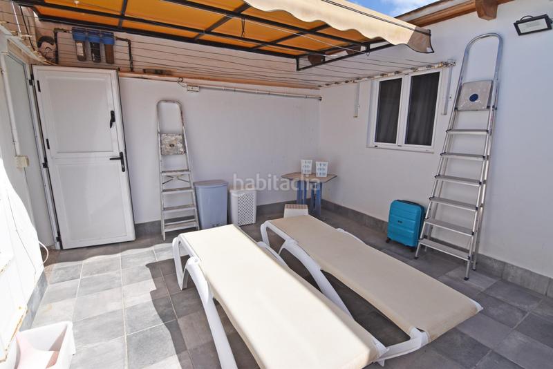 Foto a825a964-71f1-44d5-b7b4-f264fb6d53b2. Casa pareada en calle ciceron 36 duplex en venta en el goro en Telde