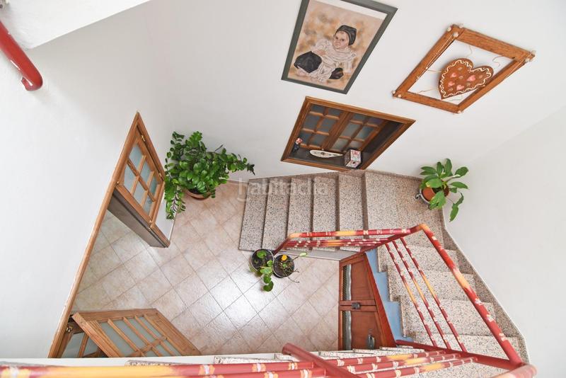 Foto ce280730-e531-40ae-8643-fb75c19956d7. Casa pareada en calle ciceron 36 duplex en venta en el goro en Telde