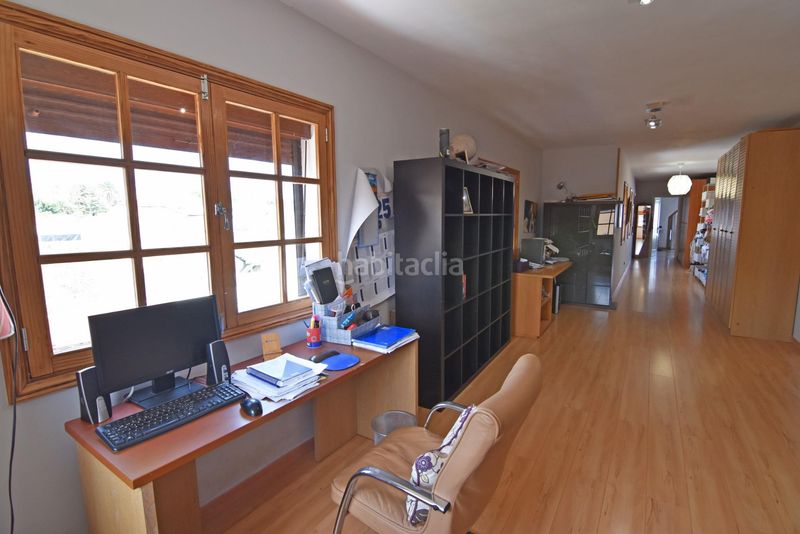 Foto fee6fd7d-0863-4999-ab5c-0f07070266b2. Xalet amb aparcament a Firgas