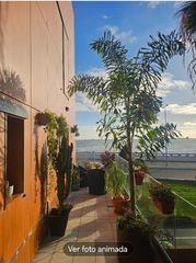 Piso en Avenida del alcalde d�az-saavedra navarro 11. Piso con vista al mar y gran terraza en vegueta