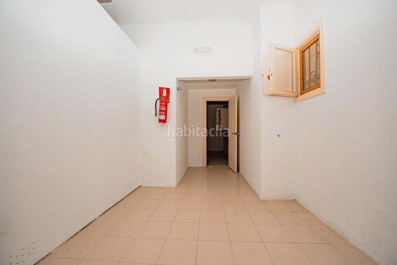 Foto c31e6e4b-ddba-4ab7-a9e4-6d0a3adc618c. Miete geschäftsraum in Triana Palmas de Gran Canaria (Las)