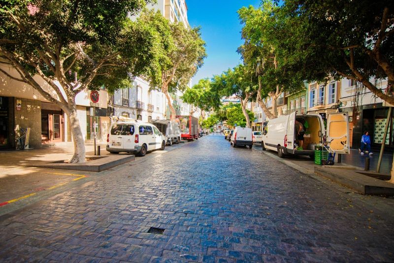 Foto fd57b83b-6cd7-450c-b845-feca3ee97155. Miete geschäftsraum in Triana Palmas de Gran Canaria (Las)