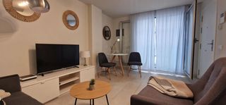 Pis  Calle montevideo. Oportunidad única piso moderno junto a zona comercial, playas y
