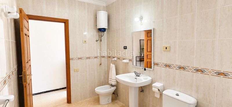 Foto ae281694-4662-455f-adfd-10250d6df0a4. Casa amb aparcament a Valleseco