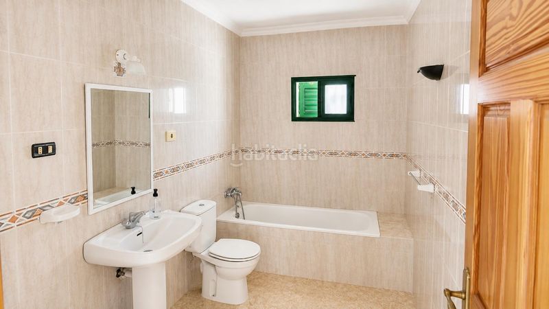 Foto bbaea79b-643b-48b0-903d-4c57c0882186. Casa amb aparcament a Valleseco