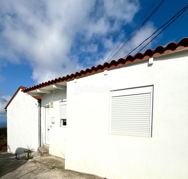 Foto f4fae318-67c0-4fec-bbd0-86bb4d1189a5. Casa amb aparcament a Moya