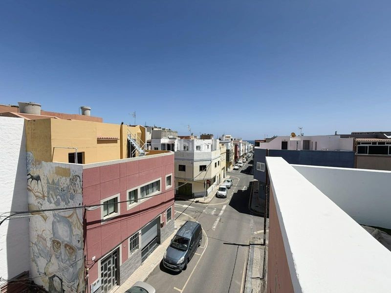Foto ca830d43-b4a6-400c-a422-bff074c5a1f9. Lloguer àtic a Burrero Ingenio