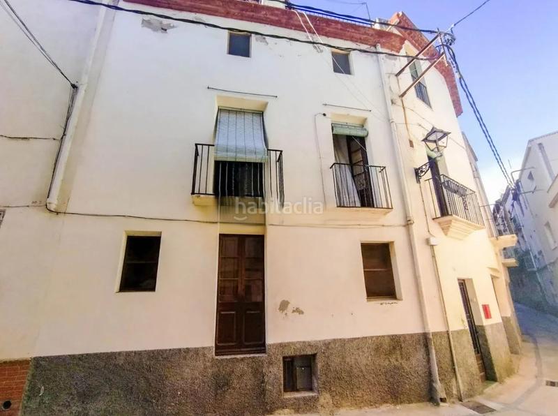 Foto 8f3c4bf9-d290-48c9-94b3-b7d79df774dc. Casa pareada casa pueblo centro en Riudecols