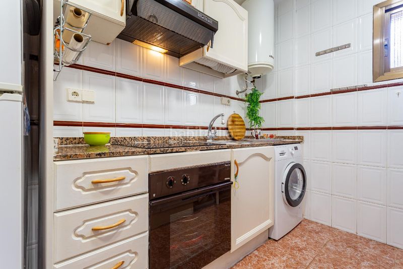 Foto 5e7fa2cb-a3e8-48f9-833f-61cff00472ab. Apartament amb piscina a Barenys Salou