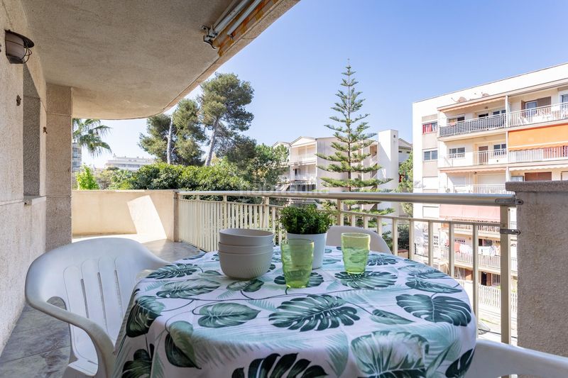 Foto 0bd13080-f820-4d03-a474-c58d82f8c711. Apartament amb piscina a Mar i Camp - Platja dels Capellans Salou
