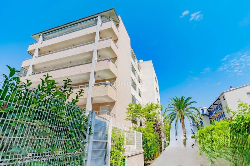 Foto 5da190ec-ca1b-4801-9764-5d5ee30fe962. Pis amb piscina a Platja de Llevant Salou