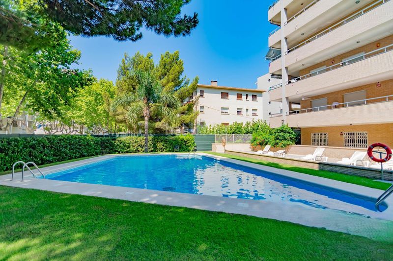 Foto 810d51ed-999c-45dd-bec9-eff589f6bcd0. Pis amb piscina a Platja de Llevant Salou