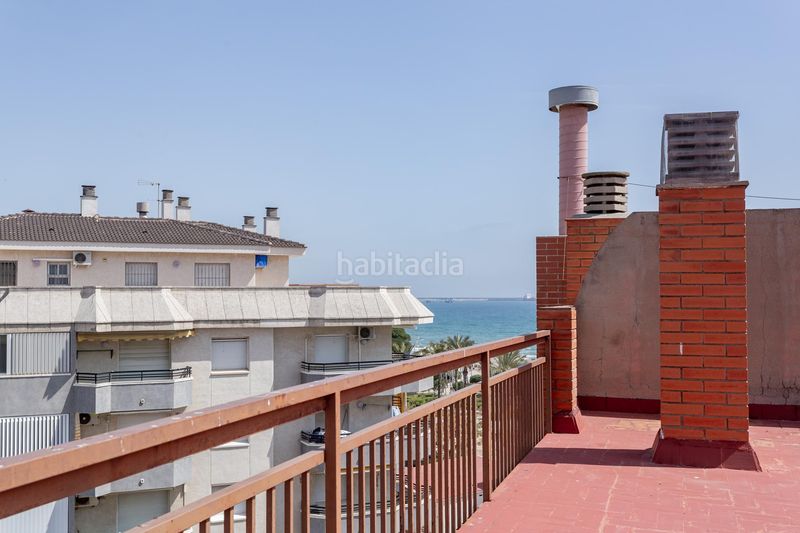 Foto be0be5ab-5073-43f3-8f27-49a41c72820f. Àtic amb piscina a La Pineda Vila-seca