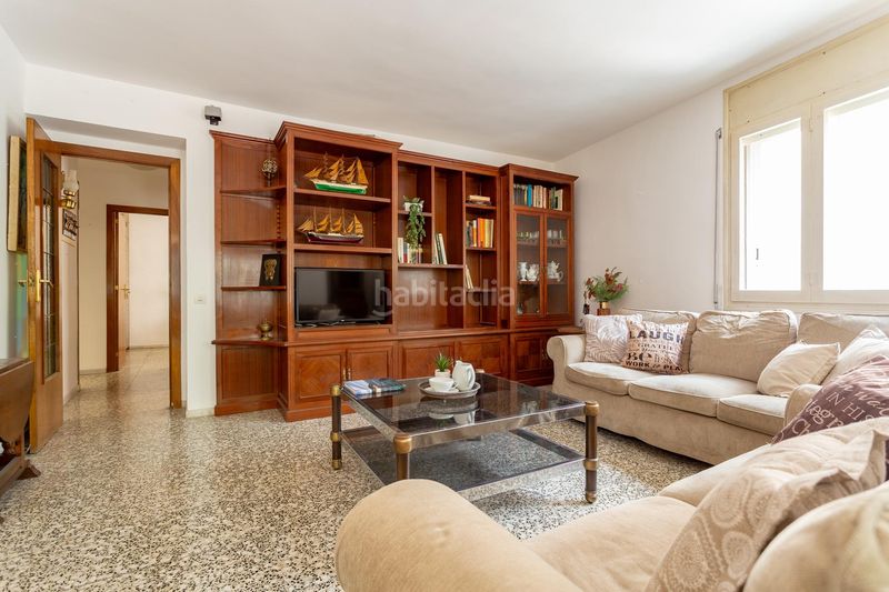 Foto d0dfad27-cc8d-48d3-ac1f-bf85f205e55a. Pis amb calefacció aparcament a Ponent Reus