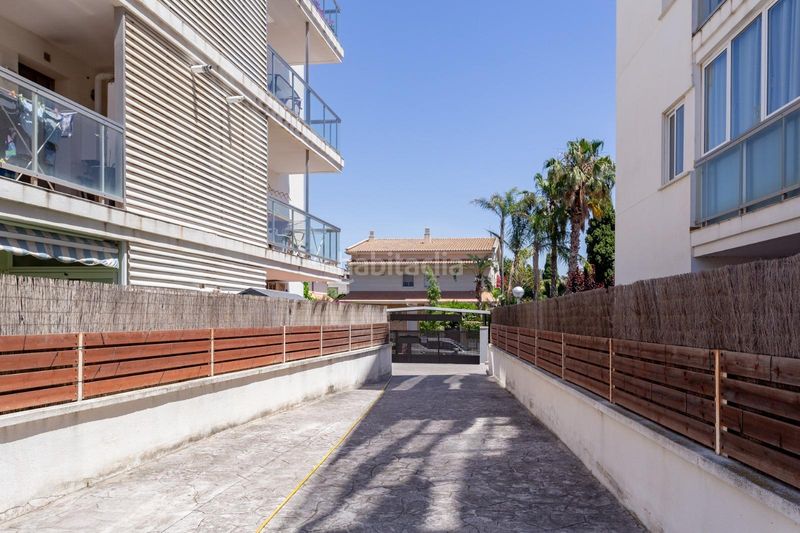 Foto deeff5f9-2a4f-460c-85f3-62775e684b5d. Àtic amb calefacció aparcament piscina a Centre Salou
