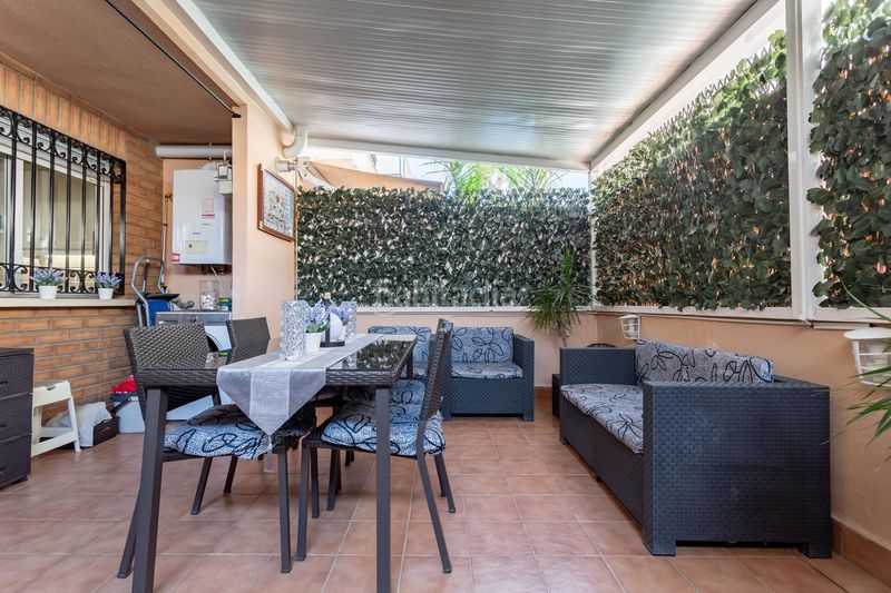 Foto a3e6ad62-c207-4f44-86a8-f90a7b70c7a6. Casa aparellada amb calefacció aparcament piscina a Salou