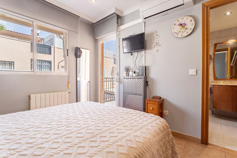 Foto a696f808-0742-4982-abb1-a9001b95281e. Casa aparellada amb calefacció aparcament piscina a Salou