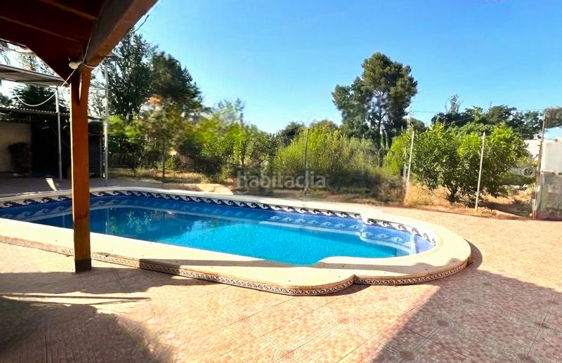 Foto f3a773a4-0a63-4416-bb45-9b4fe85ca0c8. Xalet amb xemeneia aparcament piscina a Albatalia Murcia