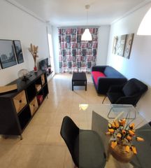 Miete Etagenwohnung in Guadalupe. Piso en guadalupe para estudiantes