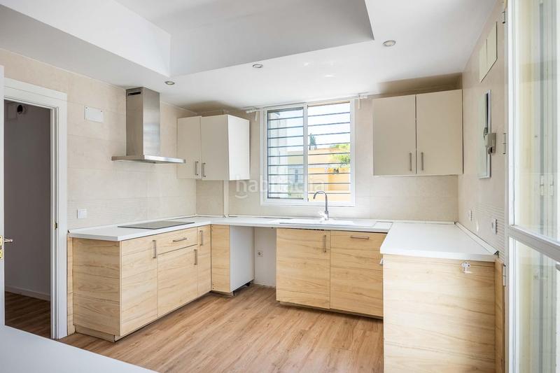 Foto b24d4b47-3a94-4201-8784-62d1255a0cfc. Chalet  independiente en Almensilla