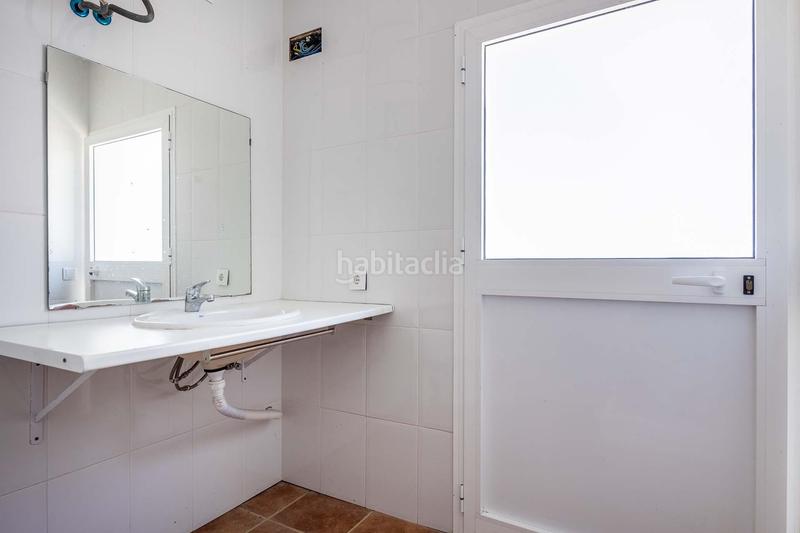 Foto d8e8672a-850c-4ea2-ac67-4a92b35faa00. Chalet  independiente en Almensilla